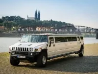 Hummer Voyage